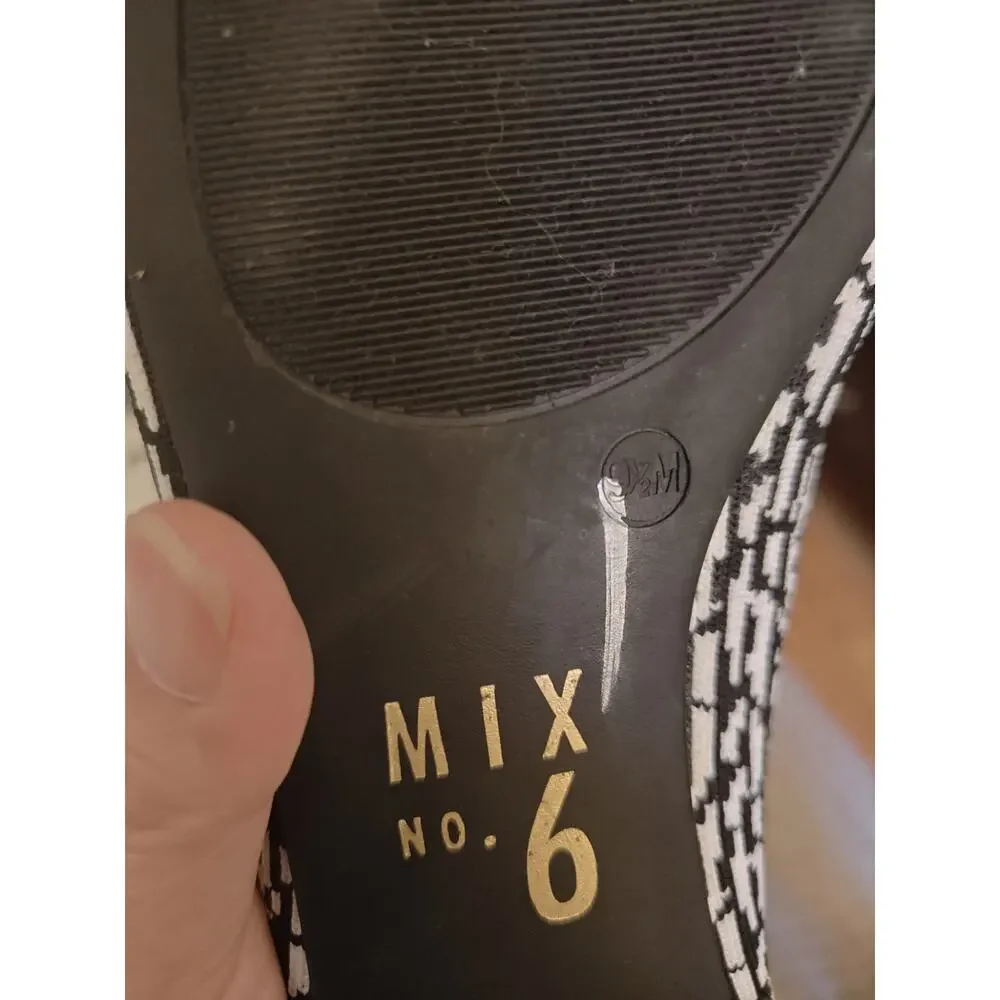 Mix No. 6 Black and White Geometric Knit  Patterned Ballet Flats Sz 9.5 Preppy